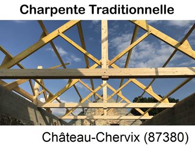 Réparation fuite de toiture à Château-Chervix-87380