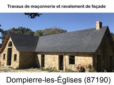 Maçon à proximité de Dompierre-les-Églises-87190