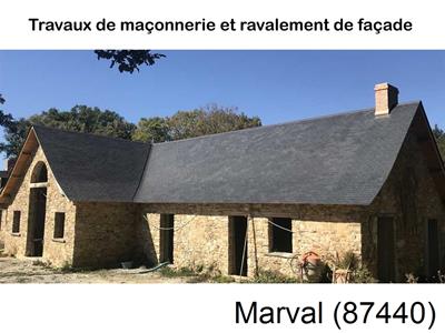 Maçon à proximité de Marval-87440