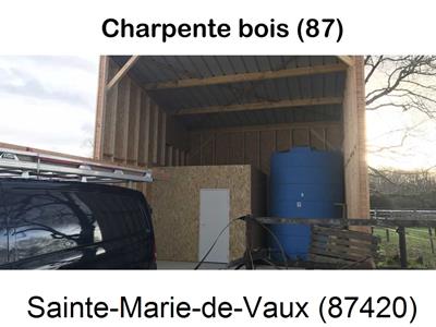 charpente traditionnelle à Sainte-Marie-de-Vaux-87420